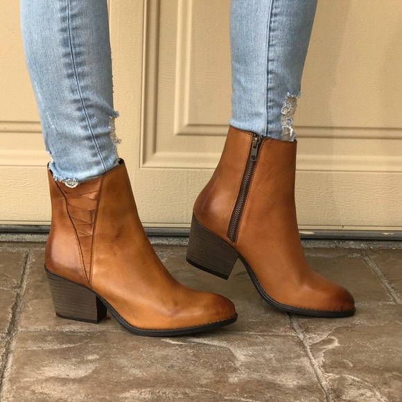 Cognac Cow Hide Leather Woven Side Boho Boots - Picture 6 of 8